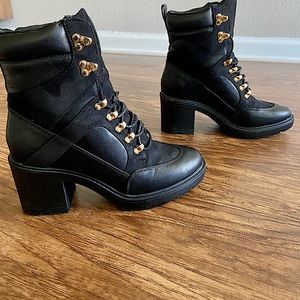 Like New Kelly Roland collab Just Fab Combat Boot